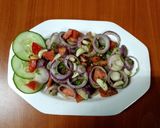 A picture of step 2 of Garlic & watermelon salad 🍉🧄🧅🌱.