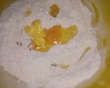 A picture of step 2 of Meat pie.