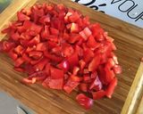 Une image de l'étape 8 de Crevettes aux poivrons rouges,rhubarbe et aneth.