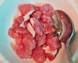 รูปขั้นตอนการทำที่ 2 ของ 🥬🐷..คะน้าผัดน้ำมันหอยใส่หมู