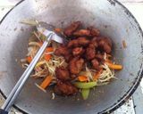 รูปขั้นตอนการทำที่ 10 ของ ไก่ทอดผัดขิงอ่อน