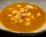 Foto del paso 4 de la receta: Sopa de marisco exprés con un toque moruno y picante 🌶