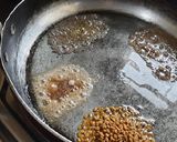A picture of step 3 of Vidarbha Nagpuri style lagnachi pang titla special gud methi amba.