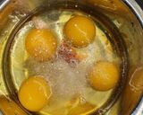 Foto langkah ke 3 dari resep Dadar telur paria.