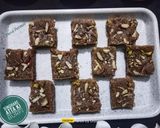 A picture of step 6 of Singhare Atta Ki Burfi.