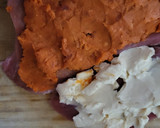 Foto del paso 3 de la receta: Solomillo de cerdo en salsa de sobrasada y queso