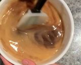 Foto langkah ke 2 dari resep Chocolate Chips Syrup Cake.