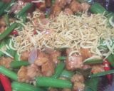 Foto langkah ke 3 dari resep Tumis Bunga Bawang Tempe Teri.