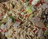 Foto langkah ke 3 dari resep Mie Goreng Nyemek.