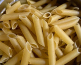 Foto del paso 1 de la receta: Macarrones con champiñones y salchichas
