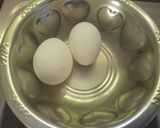 அவித்த முட்டை மற்றும் பணியார முட்டைக் குழம்பு(muttai paniyara kulambu recipe in tamil) ரெசிபி ஸ்டேப் 2 புகைப்படம்