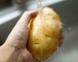 Foto del paso 1 de la receta: - 𝑷𝒂𝒑𝒂𝒔 𝑪𝒓𝒊𝒔𝒑𝒚 - ⭐🥔👩🏻🍳