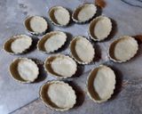 Une image de l'étape 16 de Mini quiches aux épinards.