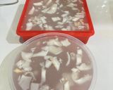 Foto langkah ke 6 dari resep Pudding Buah Naga Kelapa.