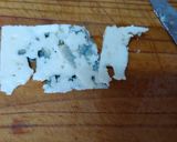 Foto del paso 3 de la receta: Ensalada tibia de Salmón, alubias y queso salsa roquefort