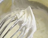 A picture of step 1 of Mascarpone Cream Fruit Sandwich.