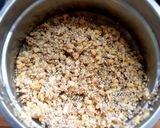 A picture of step 3 of Quinoa khichadi.