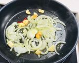 Foto del passaggio 2 della ricetta Pasta d'estate con pomodorini e sardine