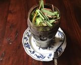A picture of step 1 of California Farm Annual Lemongrass Citronella Harvest.