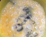 Foto del paso 1 de la receta: Tortilla de zapallitos y berenjena 🍆