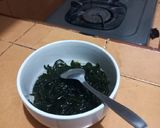 Foto langkah ke 2 dari resep Japanese Miso Soup.