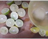 A picture of step 1 of Easy Lemonade.