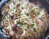 Foto del paso 4 de la receta: Espaguetis mar y setas
