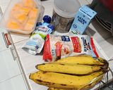 Foto langkah ke 1 dari resep Overnight Pudding Chia Seed Topping Buah.