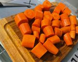 Une image de l'étape 7 de Bœuf braisé aux carottes et pommes de terre.