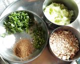 A picture of step 1 of Cucumber raita.