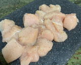 Foto del paso 3 de la receta: Pollo al curry en chefbot