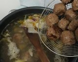 Foto langkah ke 3 dari resep Semur Bola Bola Daging isi Telur Puyuh.