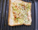 A picture of step 3 of Chilli cheese Toast.