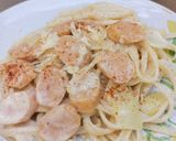 Foto langkah ke 3 dari resep Fettuccine Beef Sausage Carbonara.