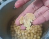 A picture of step 1 of Hummus.