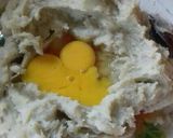 Foto langkah ke 5 dari resep Pempek teri nasi isi telur.