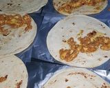 A picture of step 10 of Chicken malae roll.
