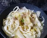 Foto langkah ke 3 dari resep Tumis Jamur Tiram.