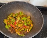 Foto langkah ke 1 dari resep Resep Tumis pare ikan teri.