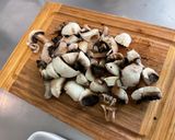 Une image de l'étape 5 de Œufs au four, tomates, champignons et feta.