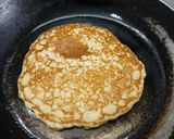 A picture of step 4 of Wheat Flour/Oats Flour Pancakes.