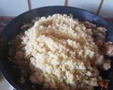 Foto del paso 3 de la receta: Cuscús con pollo, verduras y soja