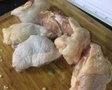 Foto langkah ke 2 dari resep Ayam goreng mentega.