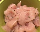 Foto del paso 1 de la receta Pollo adobado y rebozado en harina de maíz
