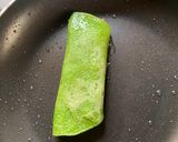 A picture of step 5 of Patishapta with a spinach purée.