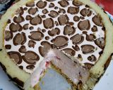 A picture of step 9 of Leopard cheese cake.