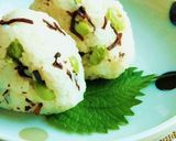 A picture of step 5 of Edamame and Shio Kombu Rice Balls (Onigiri).
