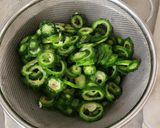 A picture of step 4 of Karela Chips.