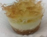 A picture of step 4 of Konafah Cheese Cake.