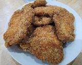 Foto langkah ke 4 dari resep Chicken Schnitzel.